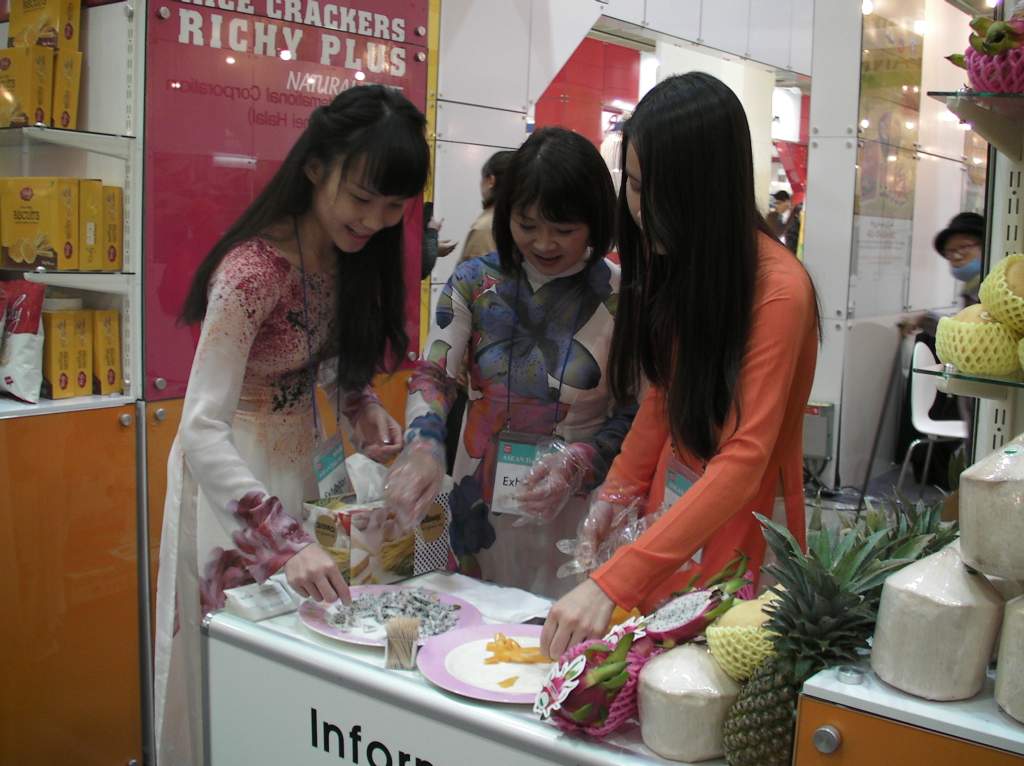 SANYO DIGITAL CAMERA